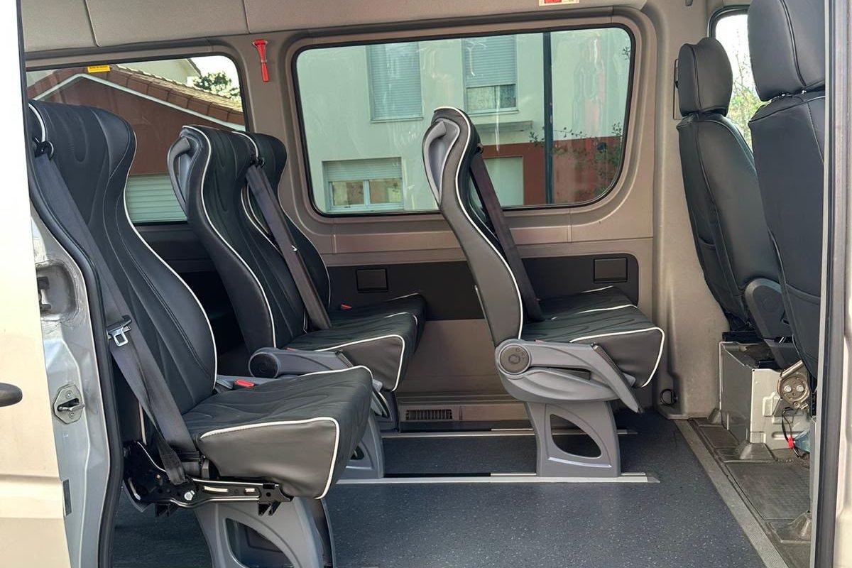 Minibus, porte latérale